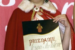 Josipa Pavleković izabrana za Vinsku kraljicu kalničke vinske regije 2016.