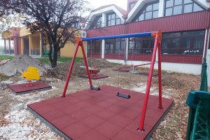 Projekt opremanja vanjskog igrališta dječjeg vrtića novom opremom i spravama